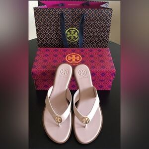 Tory Burch Designer Benton Light Pink Thong Sandal Flip Flop Sz 6